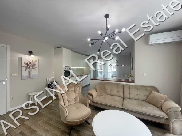 Дава се под наем Тристаен апартамент в София, Дианабад - 115 кв.м за 1200 € - Снимка #1