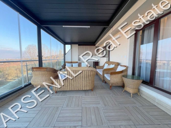 Дава се под наем Многостаен апартамент в София, Бояна - 250 кв.м за 2194.02 € - Снимка #1