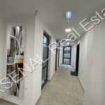 Дава се под наем Тристаен апартамент в София, Център - 106 кв.м за 897.6 € - Снимка #1