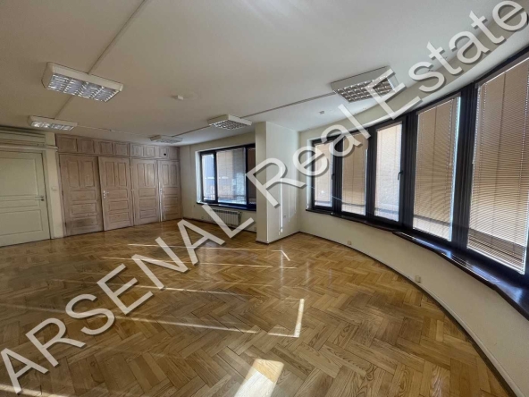 Дава се под наем Офис в София, Лозенец - 135 кв.м за 897.6 € - Снимка #1