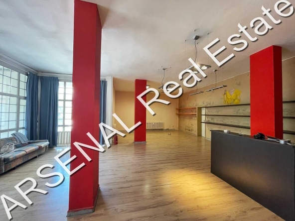 Дава се под наем Офис в София, Борово - 210 кв.м за 1000 € - Снимка #1