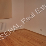 Дава се под наем Тристаен апартамент в София, Редута - 120 кв.м за 797.64 € - Снимка #1