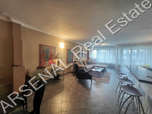 Дава се под наем Многостаен апартамент в София, Белите брези - 178 кв.м за 1246.44 € - Снимка #1