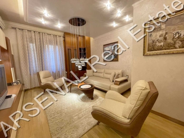 Дава се под наем Двустаен апартамент в София, Лозенец - 68 кв.м за 548.25 € - Снимка #1