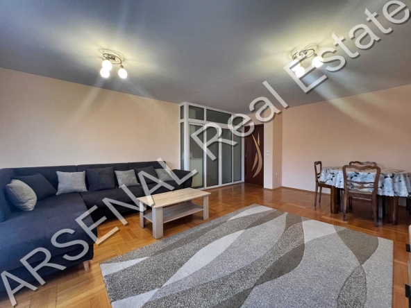 Дава се под наем Тристаен апартамент в София, Редута - 110 кв.м за 698.19 € - Снимка #1