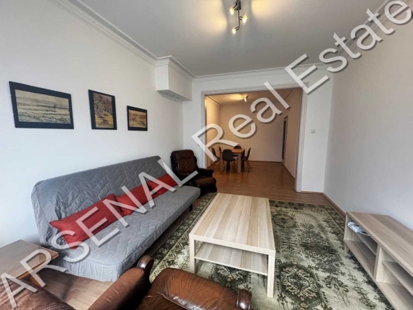 Дава се под наем Двустаен апартамент в София, Център - 77 кв.м за 598.23 € - Снимка #1