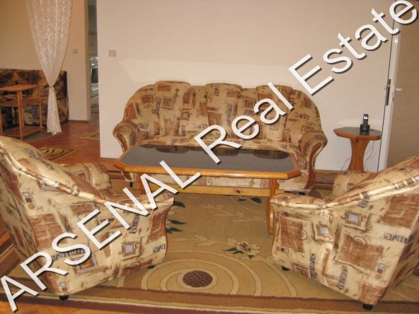 Дава се под наем Многостаен апартамент в София, Дианабад - 185 кв.м за 1000 € - Снимка #1