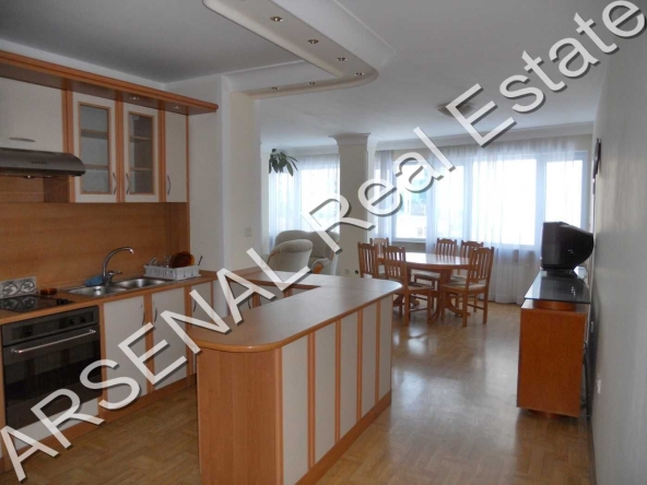 Дава се под наем Тристаен апартамент в София, Лозенец - 125 кв.м за 700 € - Снимка #1