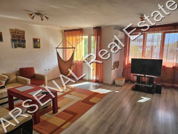 Дава се под наем Тристаен апартамент в София, Дървеница - 120 кв.м за 800 € - Снимка #1