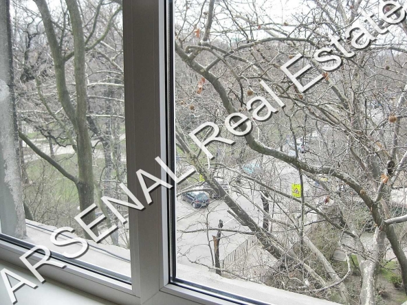 Дава се под наем Многостаен апартамент в София, Център - 150 кв.м за 1600 € - Снимка #1