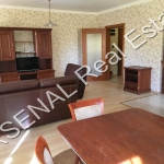 Дава се под наем Тристаен апартамент в София, Витоша - 148 кв.м за 1000 € - Снимка #1