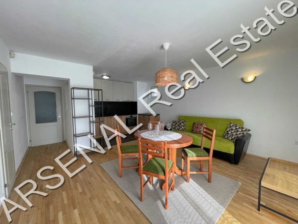 Дава се под наем Тристаен апартамент в София, Център - 89 кв.м за 850 € - Снимка #1