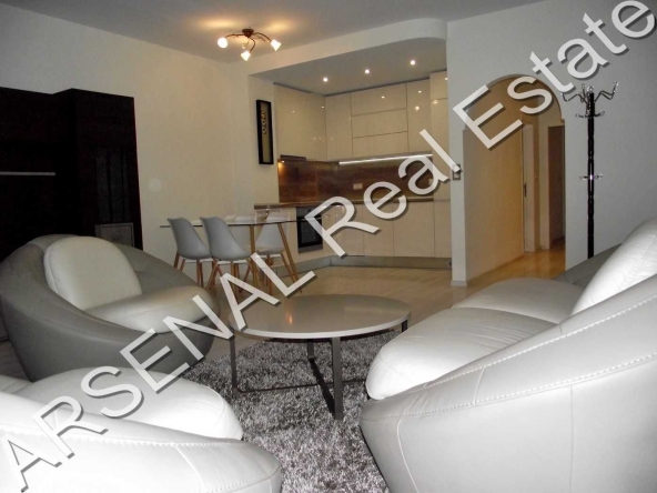 Дава се под наем Тристаен апартамент в София, Лозенец - 120 кв.м за 1100 € - Снимка #1