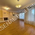 Дава се под наем Четиристаен апартамент в София, Изток - 149 кв.м за 1300 € - Снимка #1