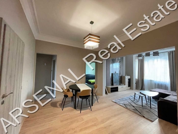 Дава се под наем Многостаен апартамент в София, Център - 135 кв.м за 1100 € - Снимка #1