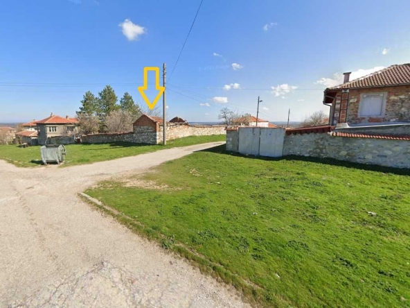 Парцел в с. Крепост, Област Хасково - 1000 кв.м за 18 €/кв.м - Снимка #1