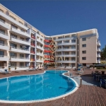 Двустаен апартамент в к.к. Слънчев бряг - 78 кв.м за 1063 €/кв.м - Снимка #1