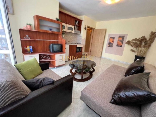 Тристаен апартамент в к.к. Слънчев бряг - 75 кв.м за 1027 €/кв.м - Снимка #1