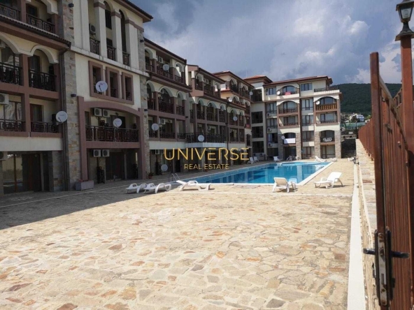 Тристаен апартамент в к.к. Слънчев бряг - 75 кв.м за 1194 €/кв.м - Снимка #1