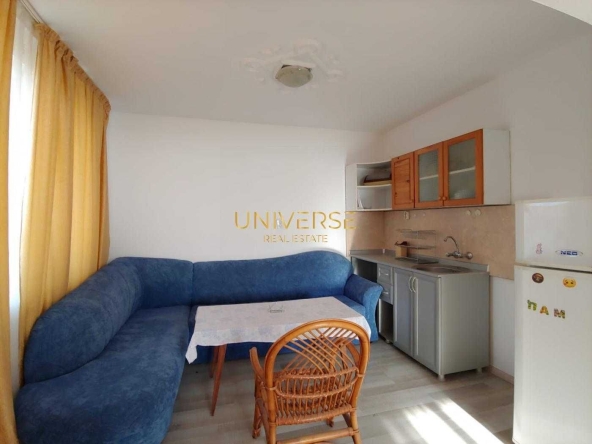 Къща в с. Кошарица, Област Бургас - 350 кв.м за 772 €/кв.м - Снимка #1