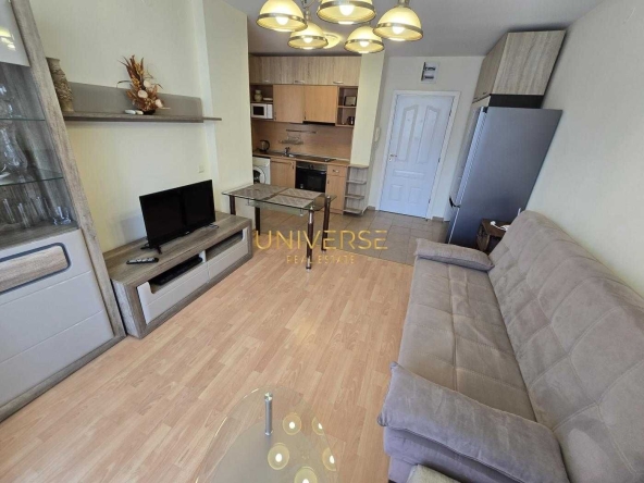 Двустаен апартамент в к.к. Слънчев бряг - 60 кв.м за 1100 €/кв.м - Снимка #1