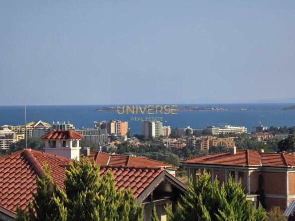 Къща в к.к. Слънчев бряг - 198 кв.м за 950 €/кв.м - Снимка #1