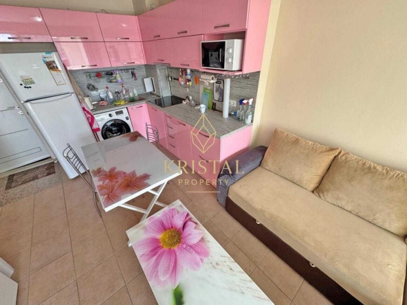 Двустаен апартамент в к.к. Слънчев бряг - 63 кв.м за 769 €/кв.м - Снимка #1