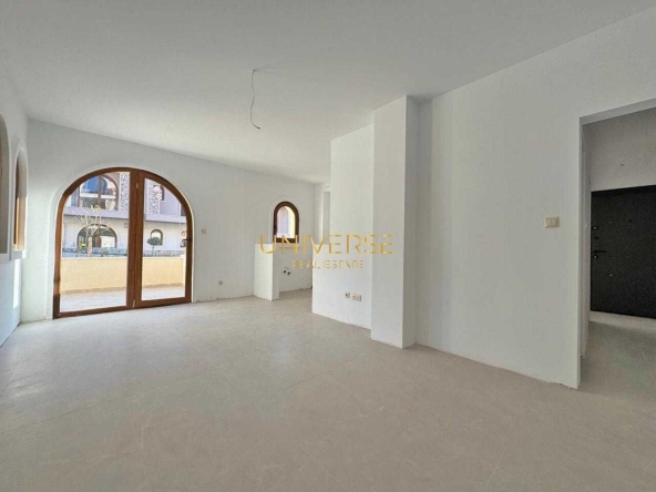 Едностаен апартамент в к.к. Слънчев бряг - 71 кв.м за 575 €/кв.м - Снимка #1