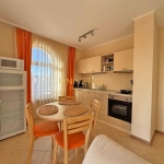 Тристаен апартамент в к.к. Слънчев бряг - 93 кв.м за 691 €/кв.м - Снимка #1