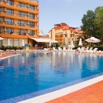 Двустаен апартамент в к.к. Слънчев бряг - 60 кв.м за 651 €/кв.м - Снимка #1