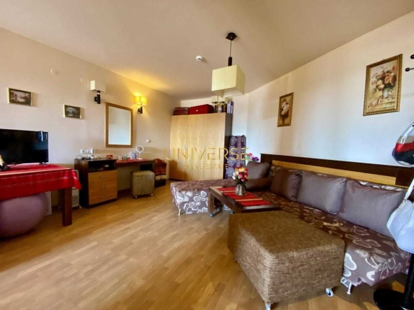 Двустаен апартамент в к.к. Слънчев бряг - 76 кв.м за 489 €/кв.м - Снимка #1