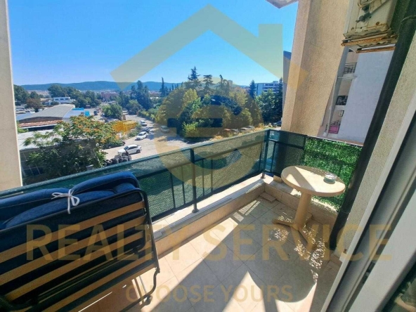 Едностаен апартамент в к.к. Слънчев бряг - 46 кв.м за 1153 €/кв.м - Снимка #1