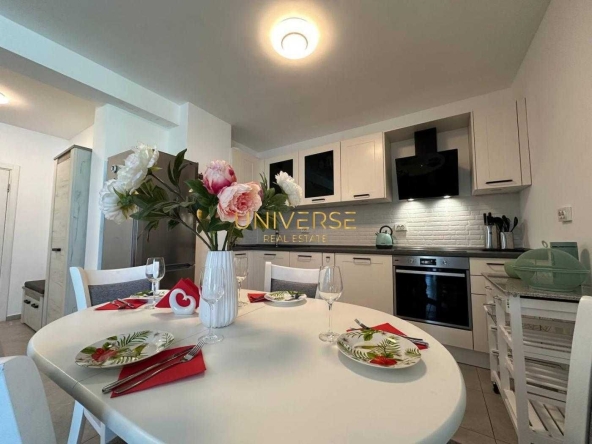 Тристаен апартамент в к.к. Слънчев бряг - 90 кв.м за 1223 €/кв.м - Снимка #1