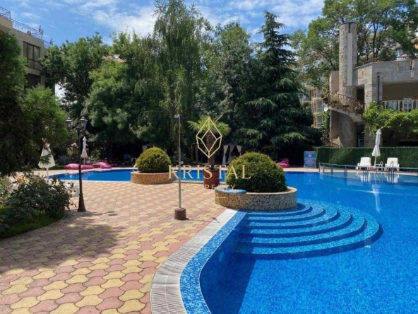 Двустаен апартамент в к.к. Слънчев бряг - 74 кв.м за 566 €/кв.м - Снимка #1
