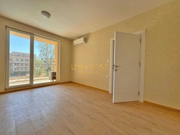 Двустаен апартамент в к.к. Слънчев бряг - 52 кв.м за 932 €/кв.м - Снимка #1