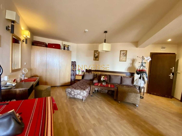 Двустаен апартамент в к.к. Слънчев бряг - 76 кв.м за 489 €/кв.м - Снимка #1