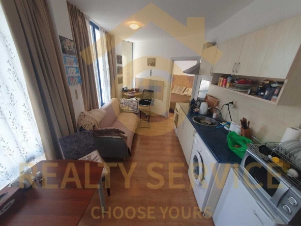 Двустаен апартамент в к.к. Слънчев бряг - 47 кв.м за 1426 €/кв.м - Снимка #1