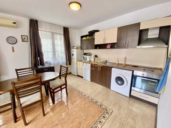 Тристаен апартамент в Свети Влас - 100 кв.м за 587 €/кв.м - Снимка #1
