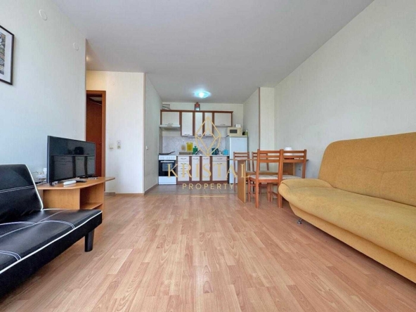 Двустаен апартамент в к.к. Слънчев бряг - 57 кв.м за 608 €/кв.м - Снимка #1