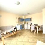 Двустаен апартамент в к.к. Слънчев бряг - 66 кв.м за 1031 €/кв.м - Снимка #1