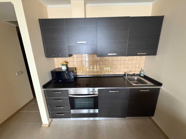 Двустаен апартамент в Поморие - 88 кв.м за 696 €/кв.м - Снимка #1