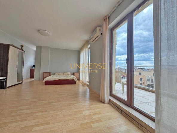 Двустаен апартамент в к.к. Слънчев бряг - 74 кв.м за 527 €/кв.м - Снимка #1