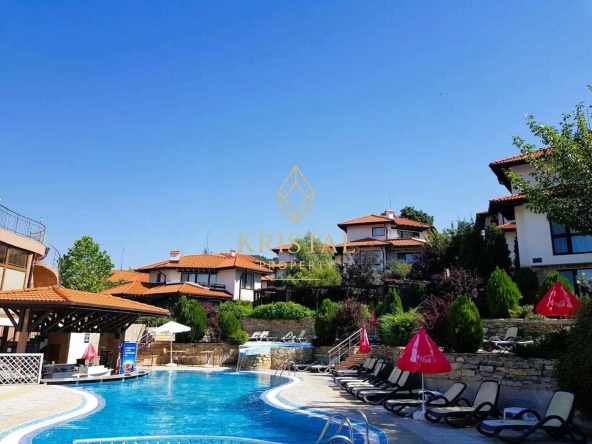 Тристаен апартамент в с. Кошарица, Област Бургас - 87 кв.м за 516 €/кв.м - Снимка #1