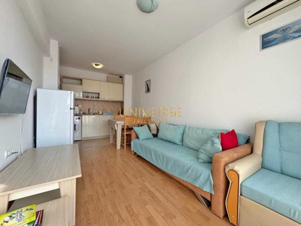 Двустаен апартамент в к.к. Слънчев бряг - 53 кв.м за 1227 €/кв.м - Снимка #1