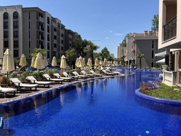 Едностаен апартамент в к.к. Слънчев бряг - 37 кв.м за 1555 €/кв.м - Снимка #1