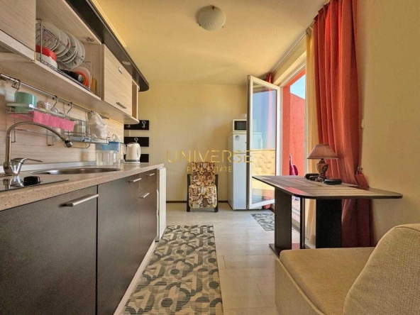 Двустаен апартамент в к.к. Слънчев бряг - 68 кв.м за 853 €/кв.м - Снимка #1