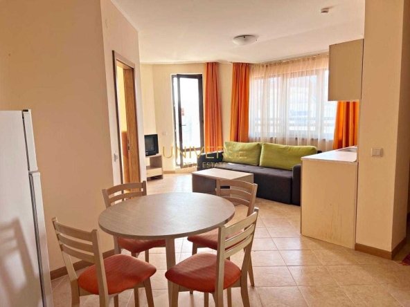 Двустаен апартамент в к.к. Слънчев бряг - 67 кв.м за 1083 €/кв.м - Снимка #1