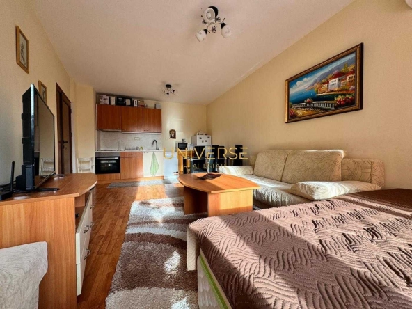 Двустаен апартамент в к.к. Слънчев бряг - 72 кв.м за 1056 €/кв.м - Снимка #1