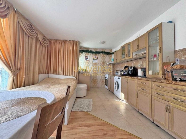 Двустаен апартамент в к.к. Слънчев бряг - 60 кв.м за 1100 €/кв.м - Снимка #1