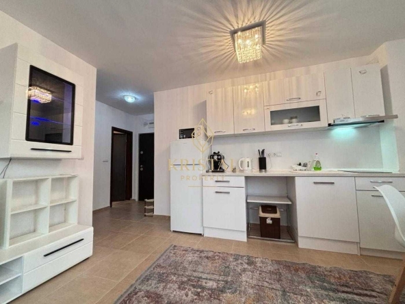 Двустаен апартамент в к.к. Слънчев бряг - 56 кв.м за 1465 €/кв.м - Снимка #1